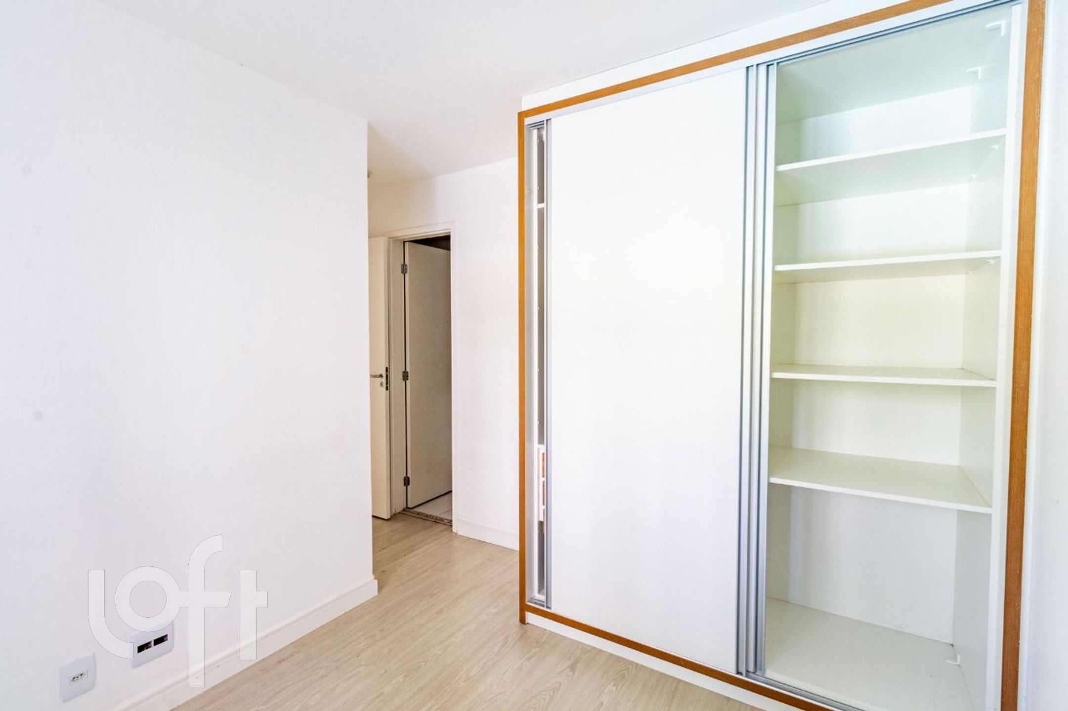 Apartamento à venda com 1 quarto, 64m² - Foto 15