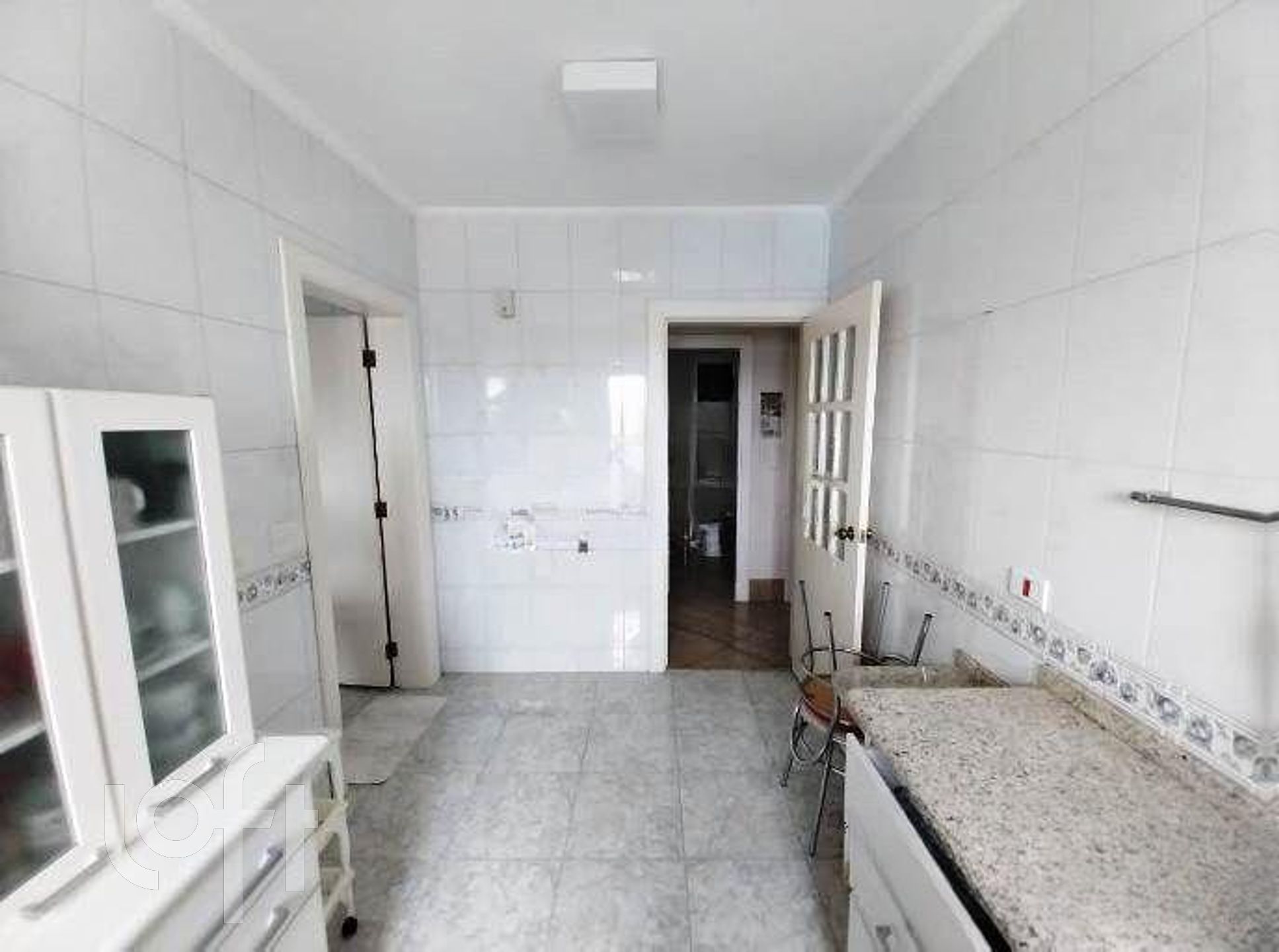 Apartamento à venda com 3 quartos, 142m² - Foto 35