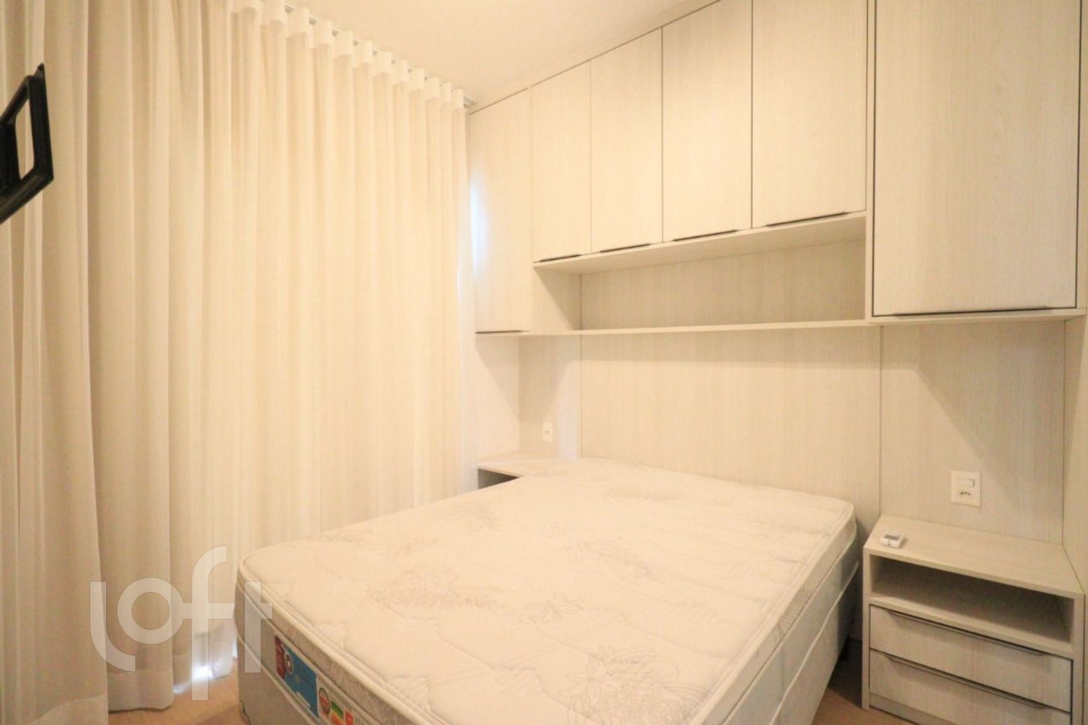 Apartamento à venda com 1 quarto, 65m² - Foto 15