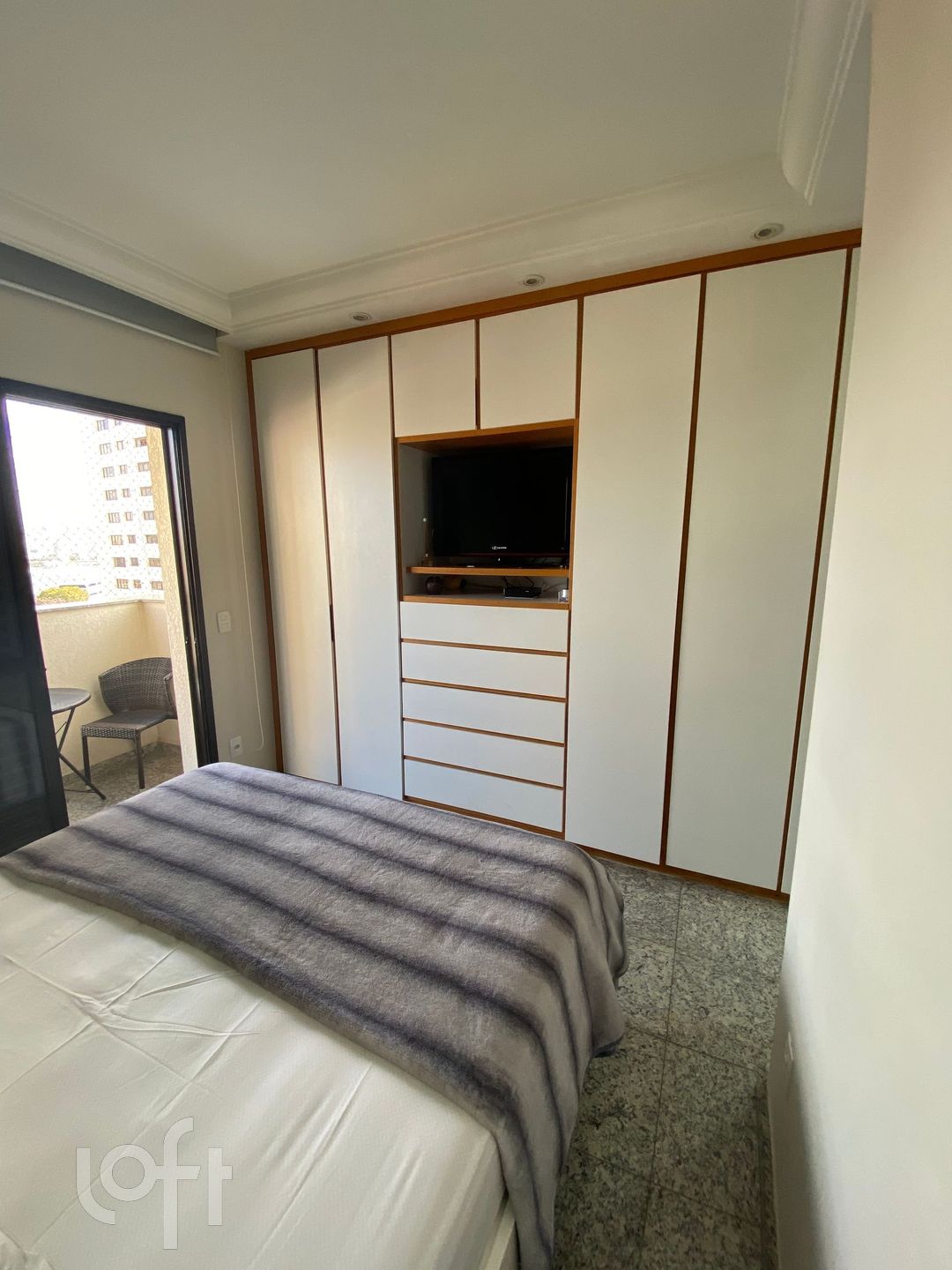 Apartamento à venda com 3 quartos, 156m² - Foto 7