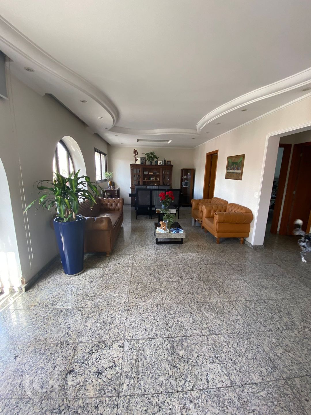 Apartamento à venda com 3 quartos, 156m² - Foto 11