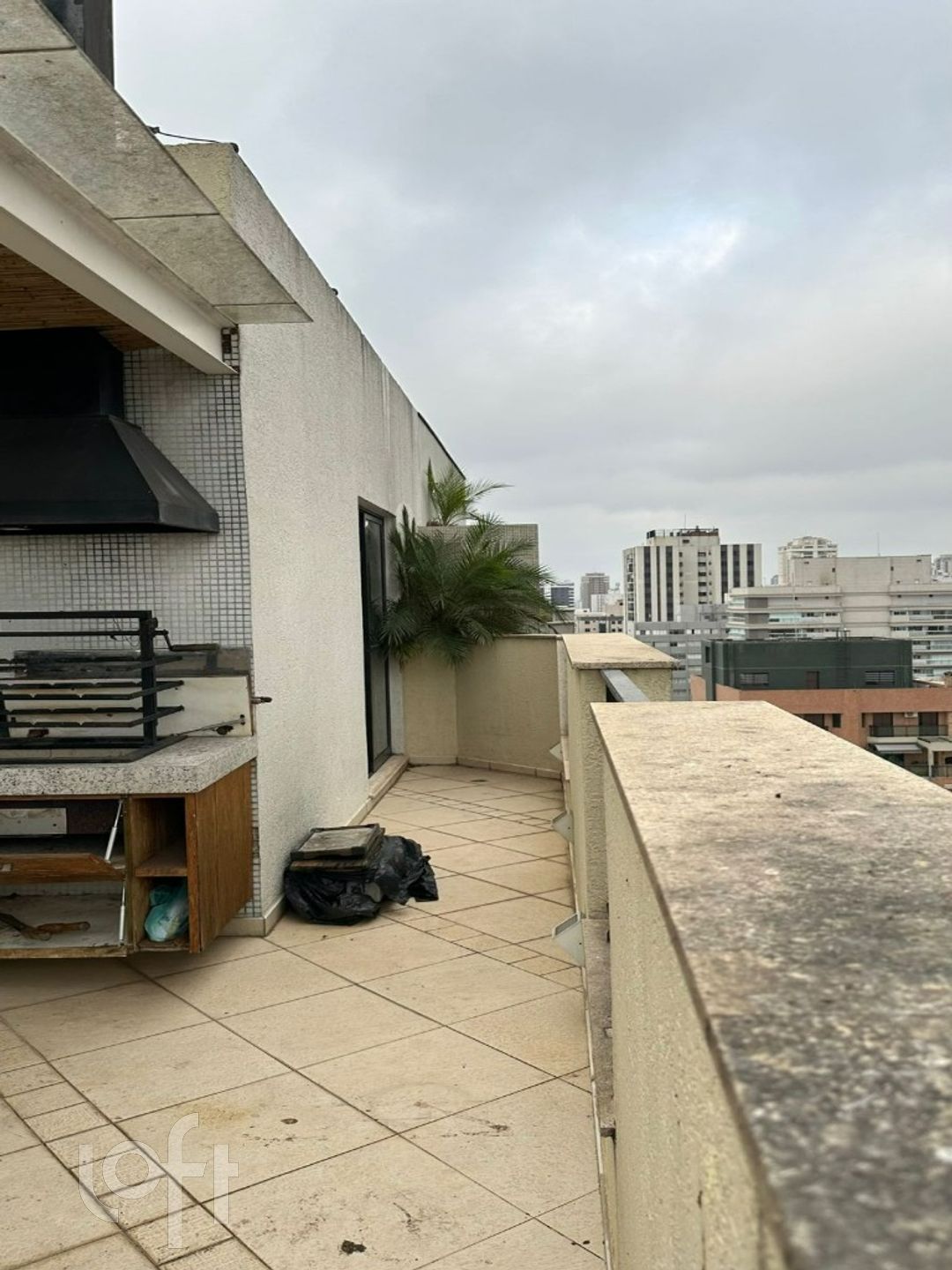 Apartamento à venda com 3 quartos, 200m² - Foto 19