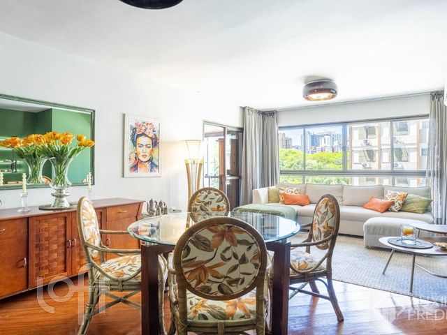Apartamento com 90m², 2 dormitórios, 1 suíte, 1 vaga, Bela Vista em Porto Alegre