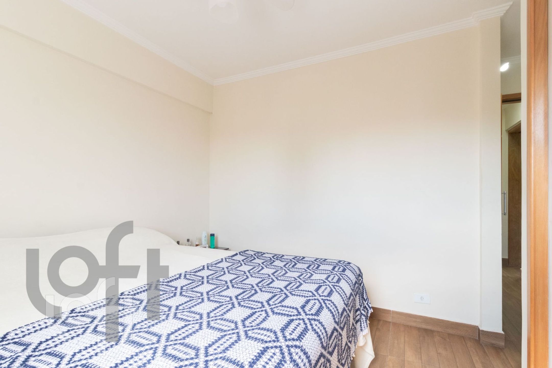 Apartamento à venda com 2 quartos, 60m² - Foto 4