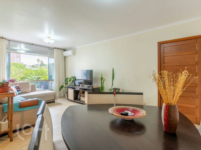 Apartamento com 81m², 3 dormitórios, 1 vaga, Boa Vista em Porto Alegre