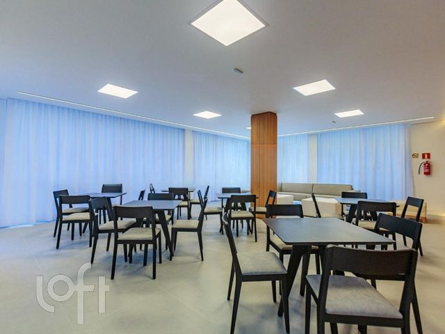 Apartamento com 250m², 3 dormitórios, 3 suítes, 2 vagas, Auxiliadora em Porto Alegre