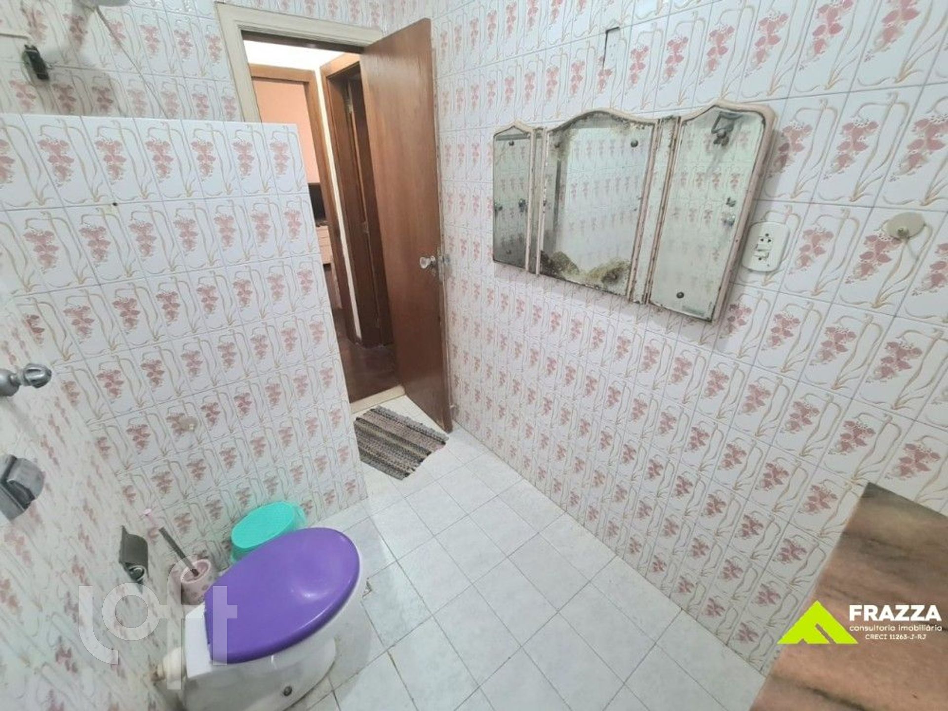 Apartamento à venda com 1 quarto, 60m² - Foto 2