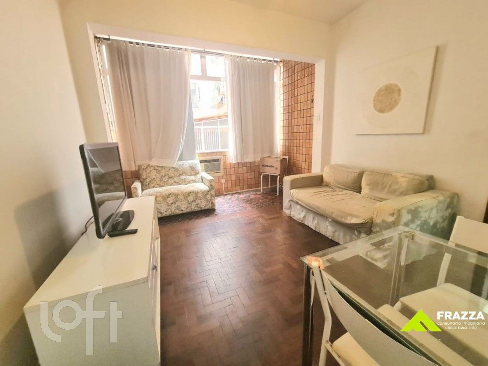 Apartamento à venda com 1 quarto, 60m² - Foto 1