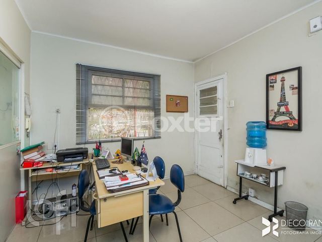 Apartamento com 120m², 3 dormitórios, 1 vaga, Rio Branco em Porto Alegre