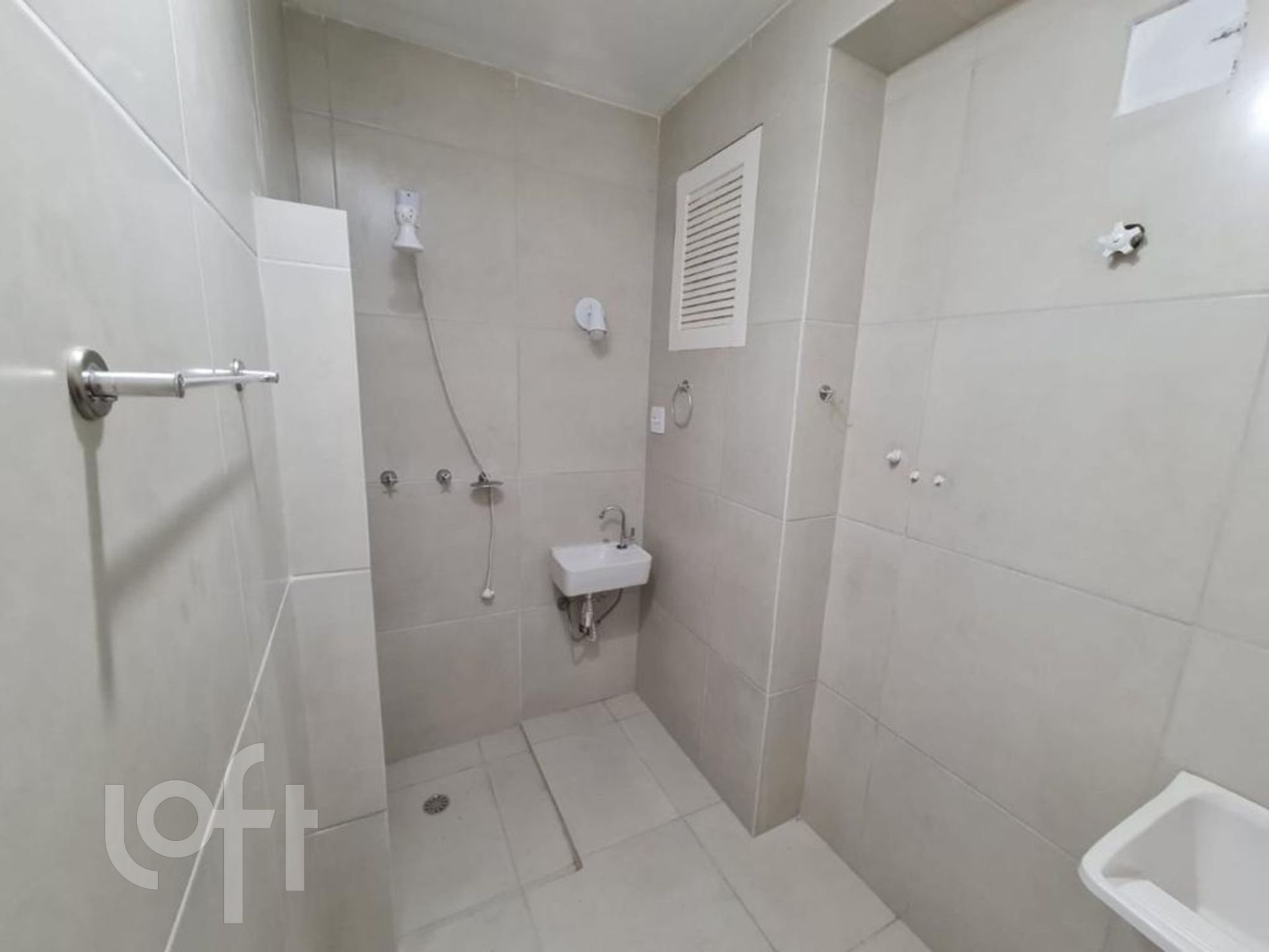 Apartamento à venda com 1 quarto, 28m² - Foto 6