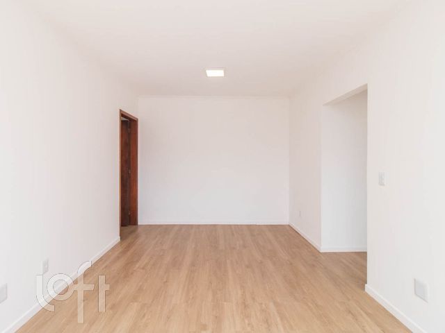 Apartamento com 74m², 2 dormitórios, 1 vaga, Menino Deus em Porto Alegre