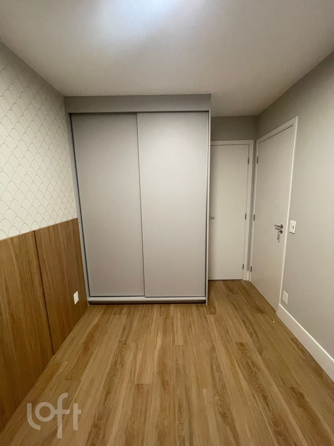 Apartamento à venda com 1 quarto, 33m² - Foto 2