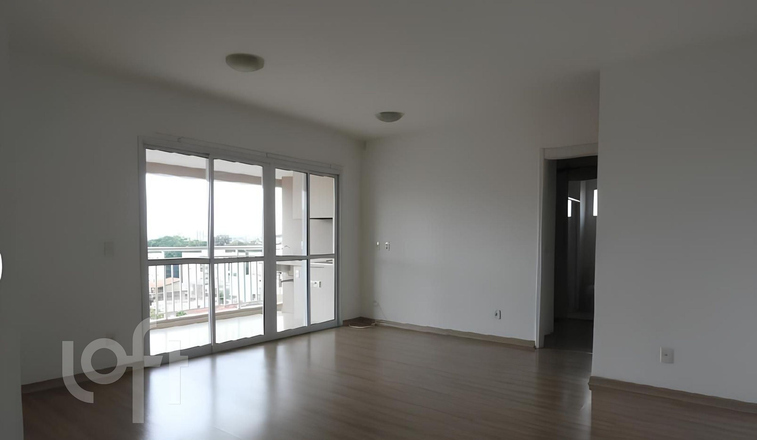 Apartamento à venda com 2 quartos, 77m² - Foto 1