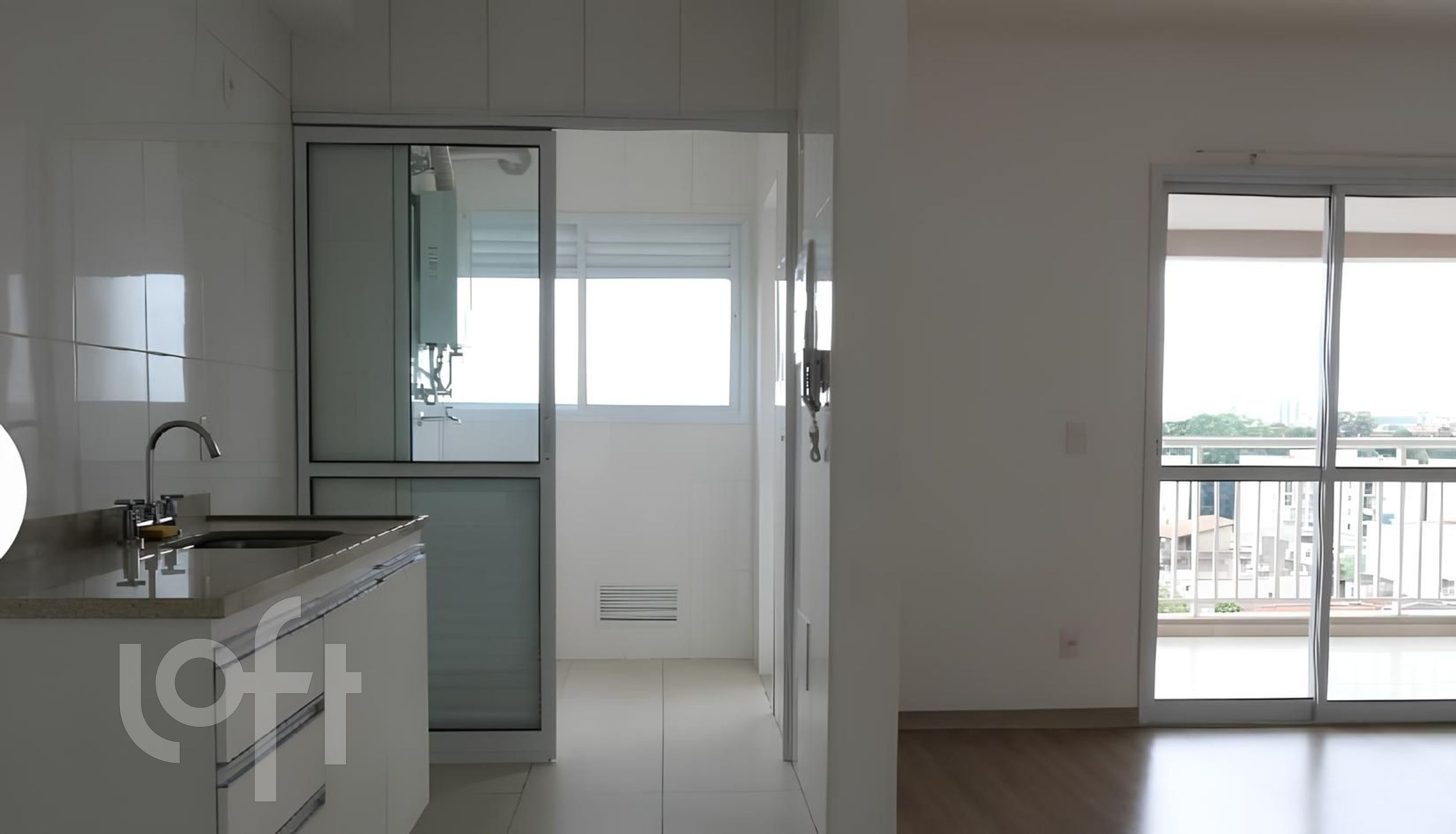 Apartamento à venda com 2 quartos, 77m² - Foto 4