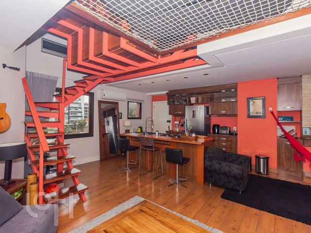 Apartamento com 93m², 2 dormitórios, 1 suíte, 2 vagas, Três Figueiras em Porto Alegre