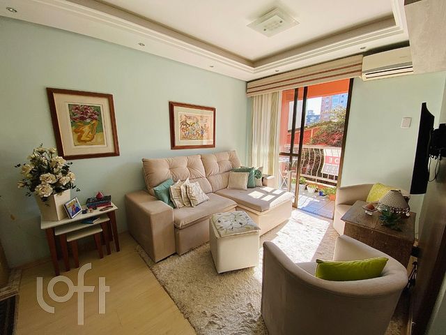 Apartamento com 70m², 3 dormitórios, 1 suíte, 1 vaga, Cristo Redentor em Porto Alegre