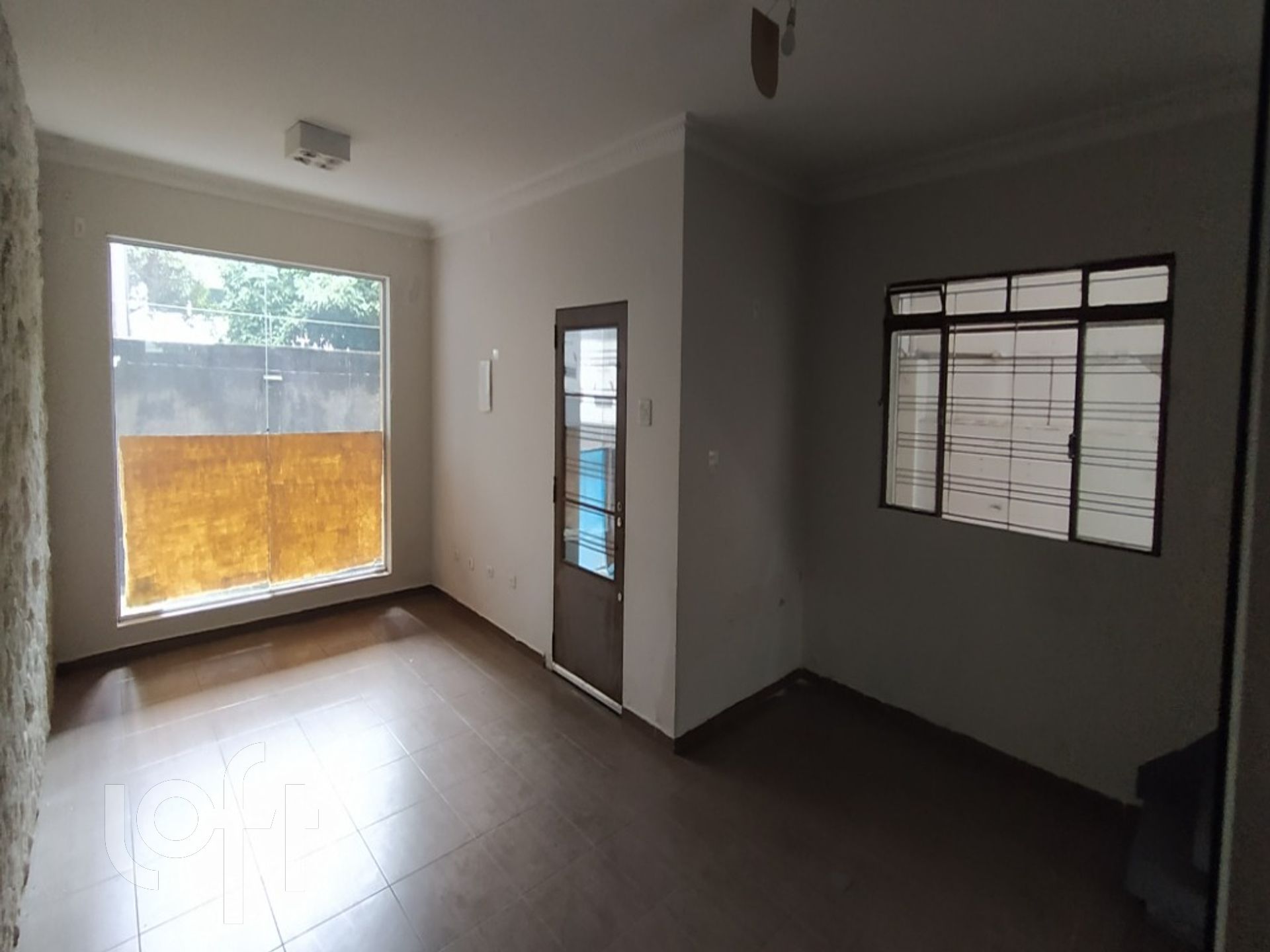 Casa à venda com 3 quartos, 203m² - Foto 2