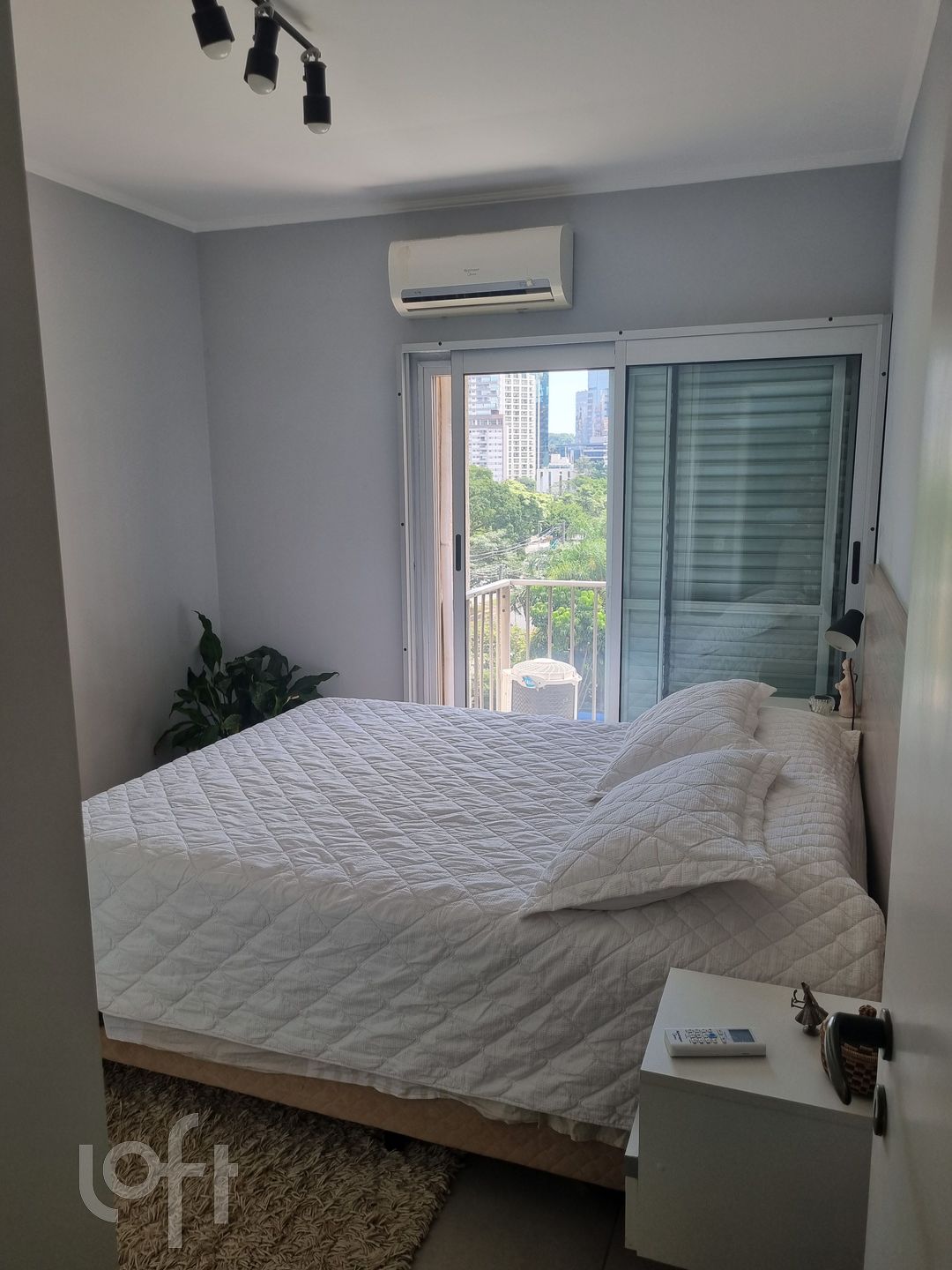 Apartamento à venda com 1 quarto, 55m² - Foto 20