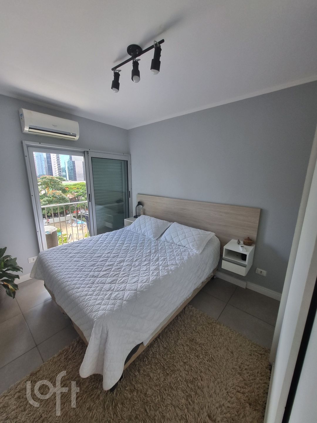 Apartamento à venda com 1 quarto, 55m² - Foto 19