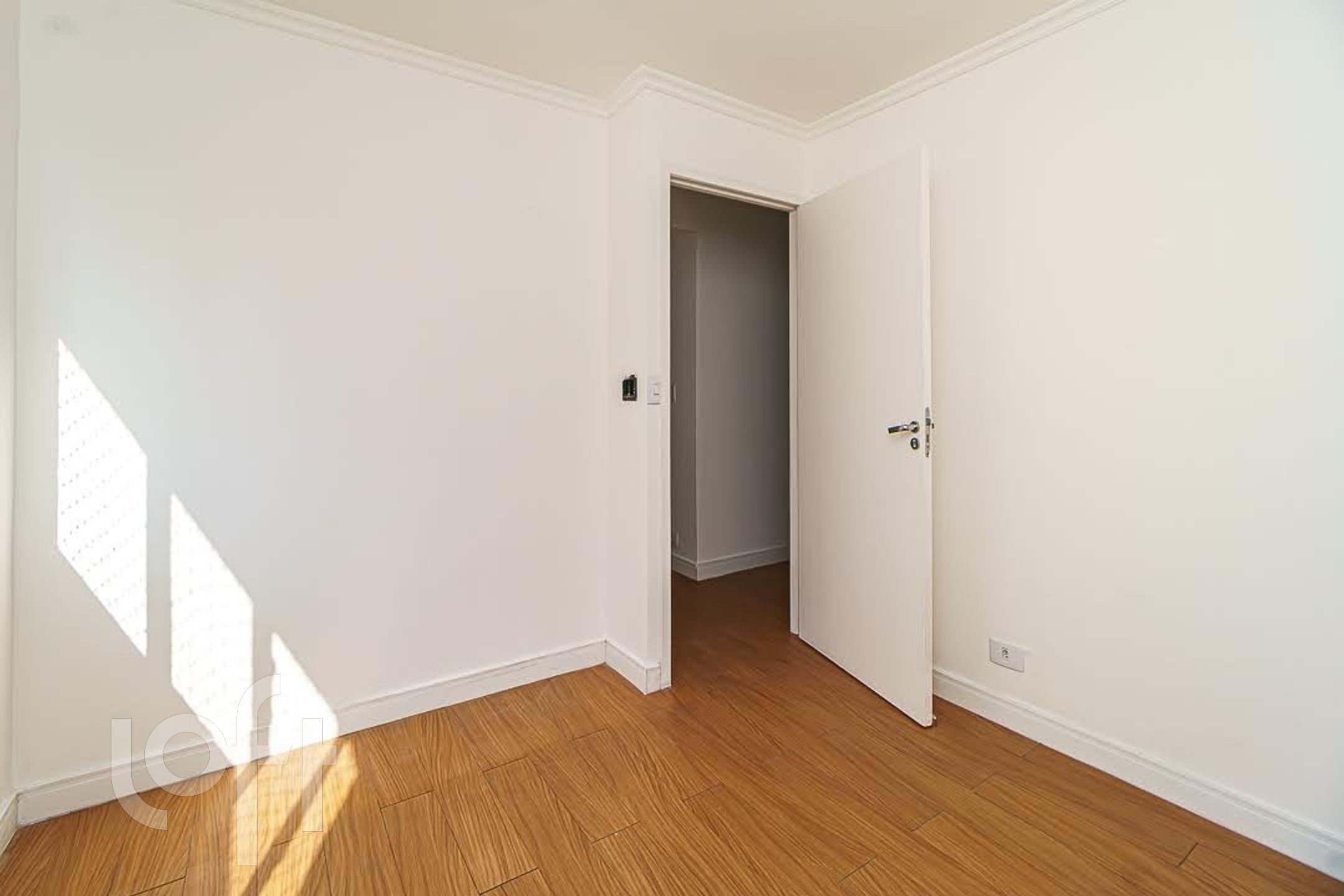 Apartamento à venda com 3 quartos, 140m² - Foto 34