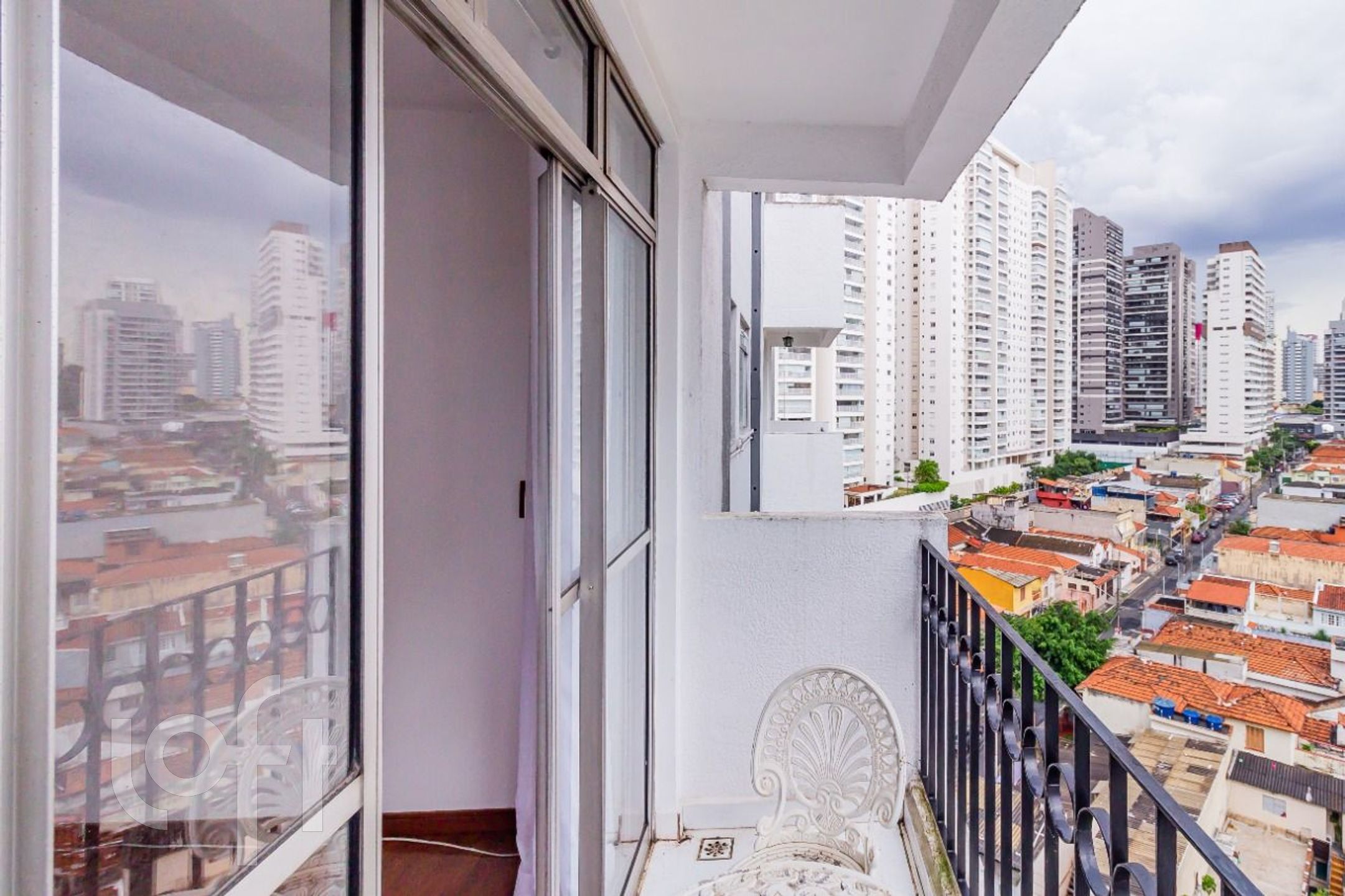 Apartamento à venda com 2 quartos, 63m² - Foto 6