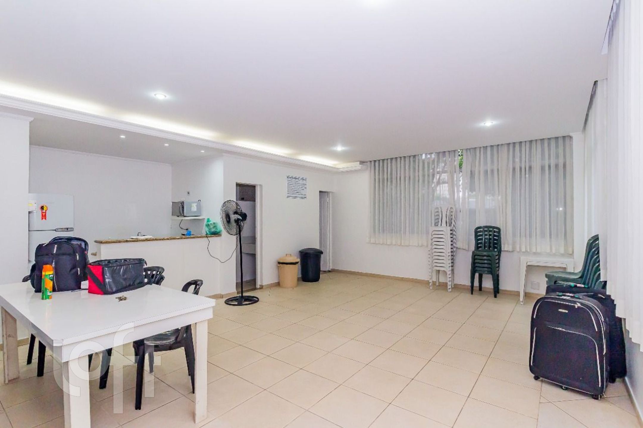 Apartamento à venda com 2 quartos, 63m² - Foto 43