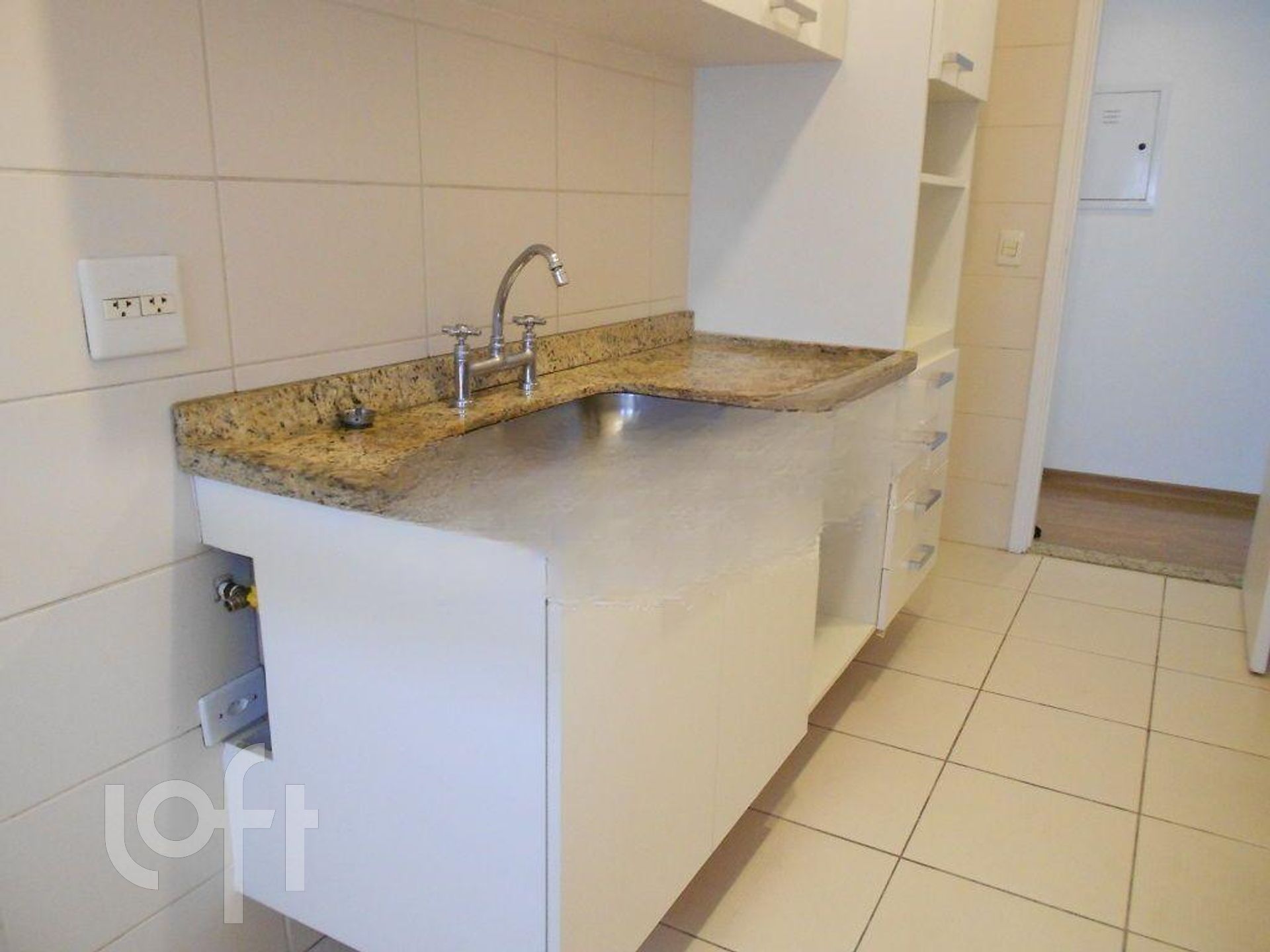 Apartamento à venda com 2 quartos, 72m² - Foto 90