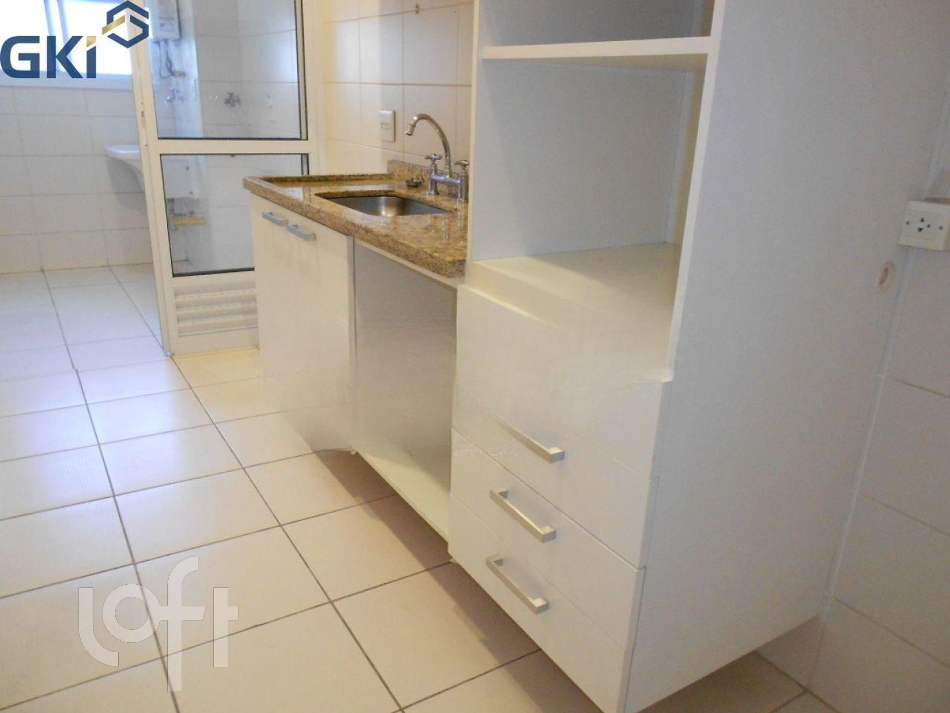 Apartamento à venda com 2 quartos, 72m² - Foto 84