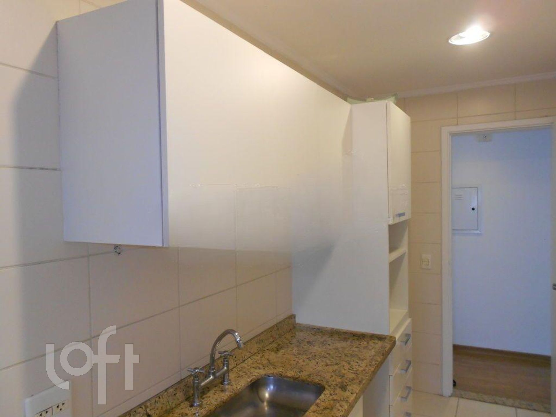 Apartamento à venda com 2 quartos, 72m² - Foto 93