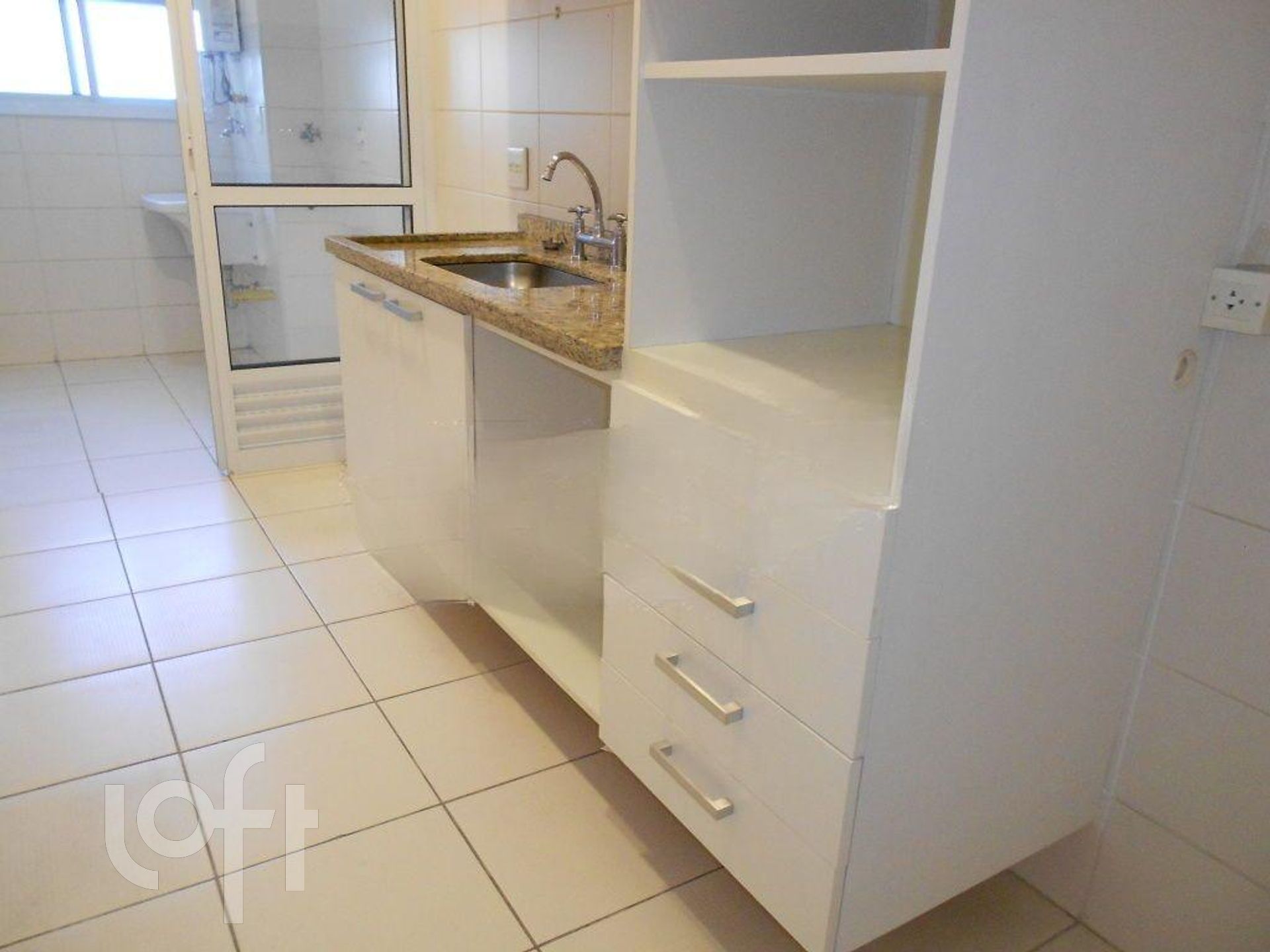 Apartamento à venda com 2 quartos, 72m² - Foto 87