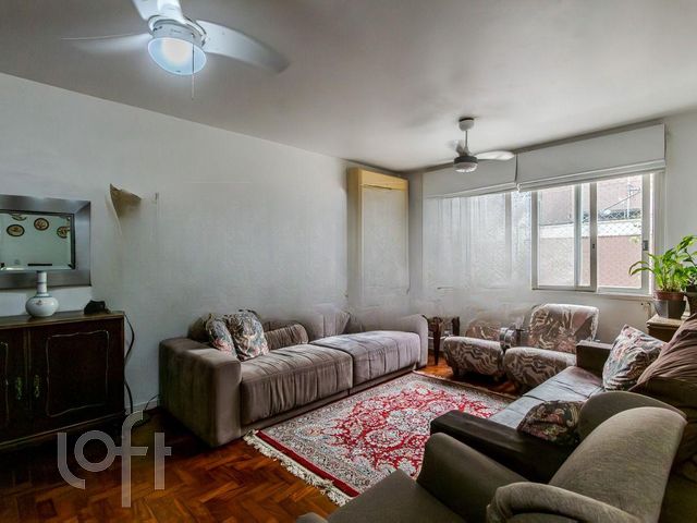 Apartamento com 104m², 3 dormitórios, 1 suíte, 1 vaga, Moinhos de Vento em Porto Alegre