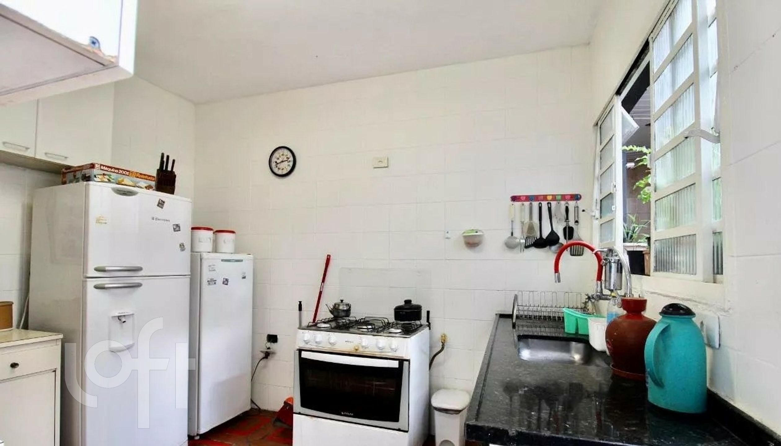 Casa à venda com 4 quartos, 197m² - Foto 6