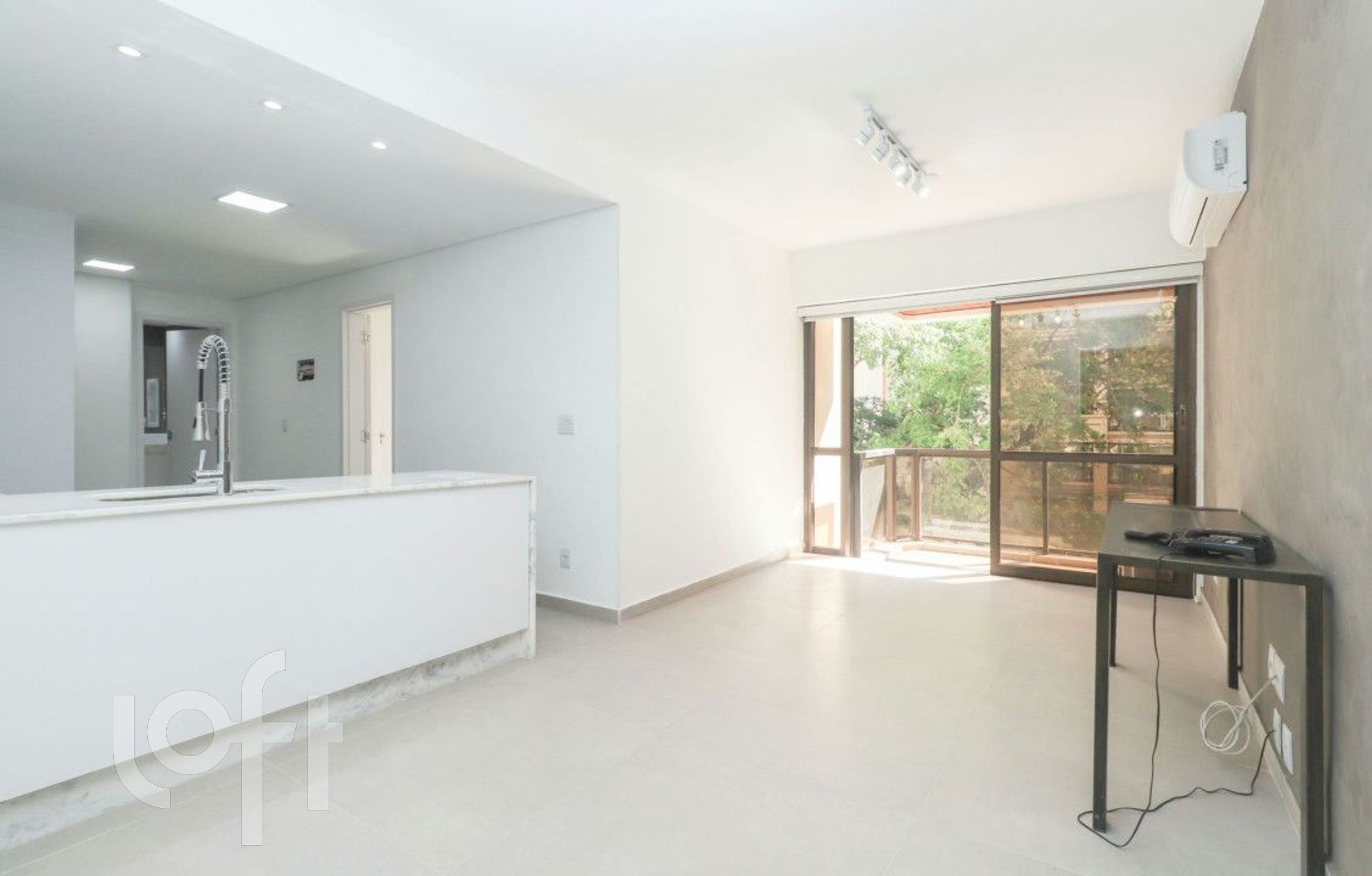 Apartamento à venda com 1 quarto, 69m² - Foto 1