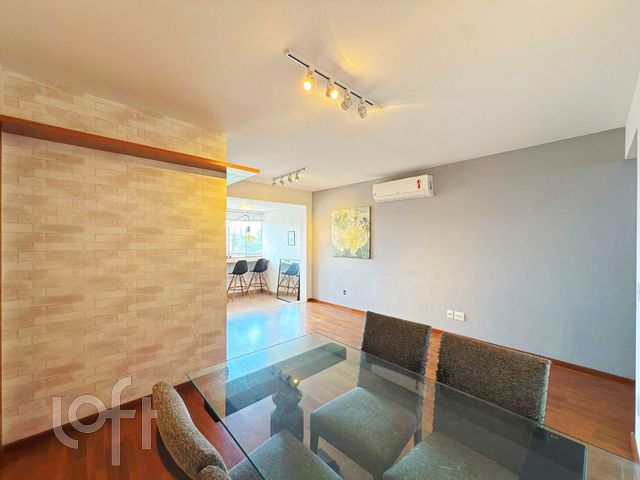 Apartamento com 96m², 3 dormitórios, 1 suíte, 1 vaga, Chácara das Pedras em Porto Alegre