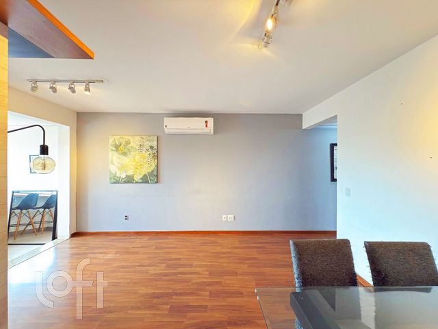 Apartamento com 96m², 3 dormitórios, 1 suíte, 1 vaga, Chácara das Pedras em Porto Alegre