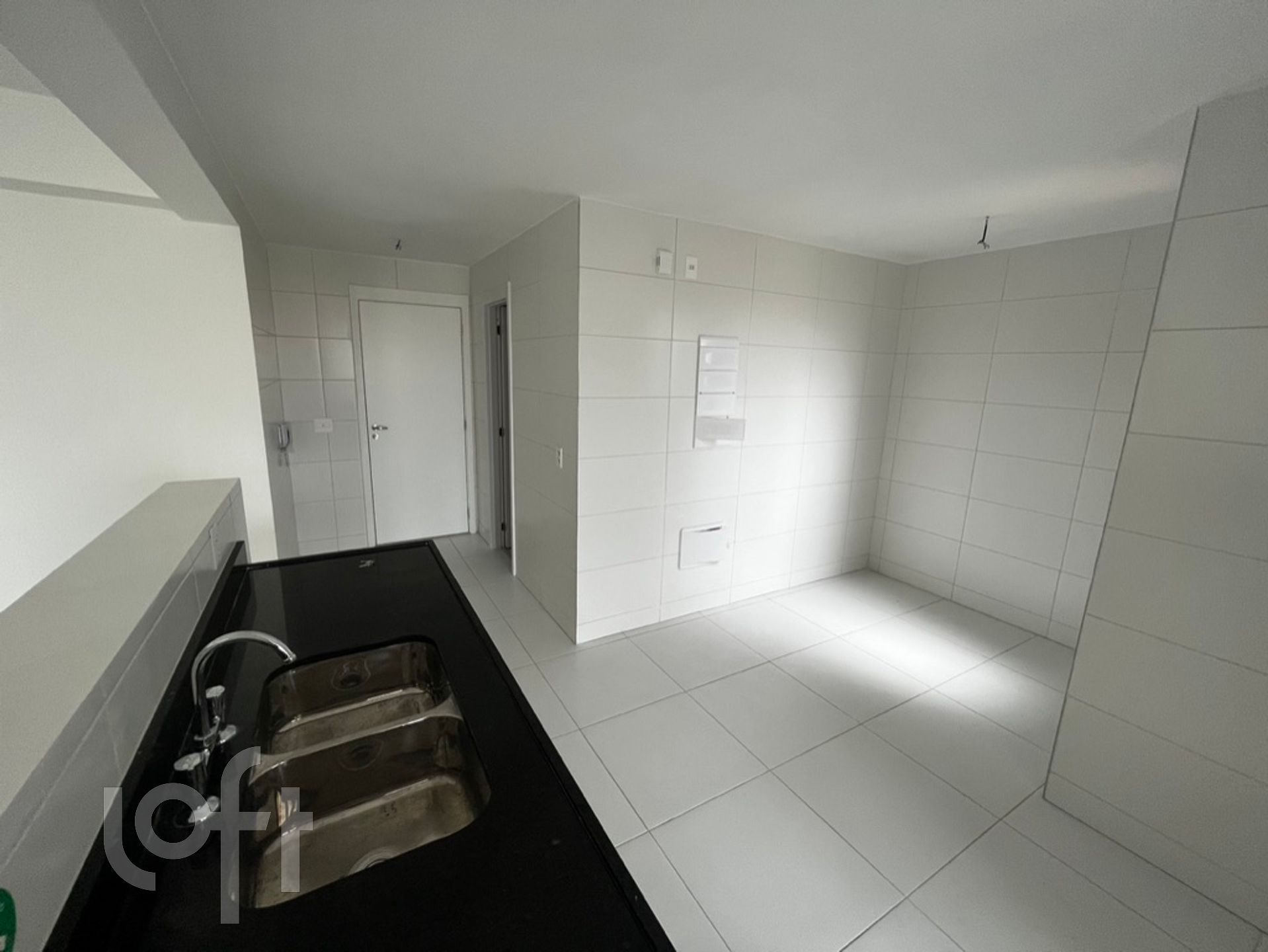 Apartamento à venda com 3 quartos, 145m² - Foto 17