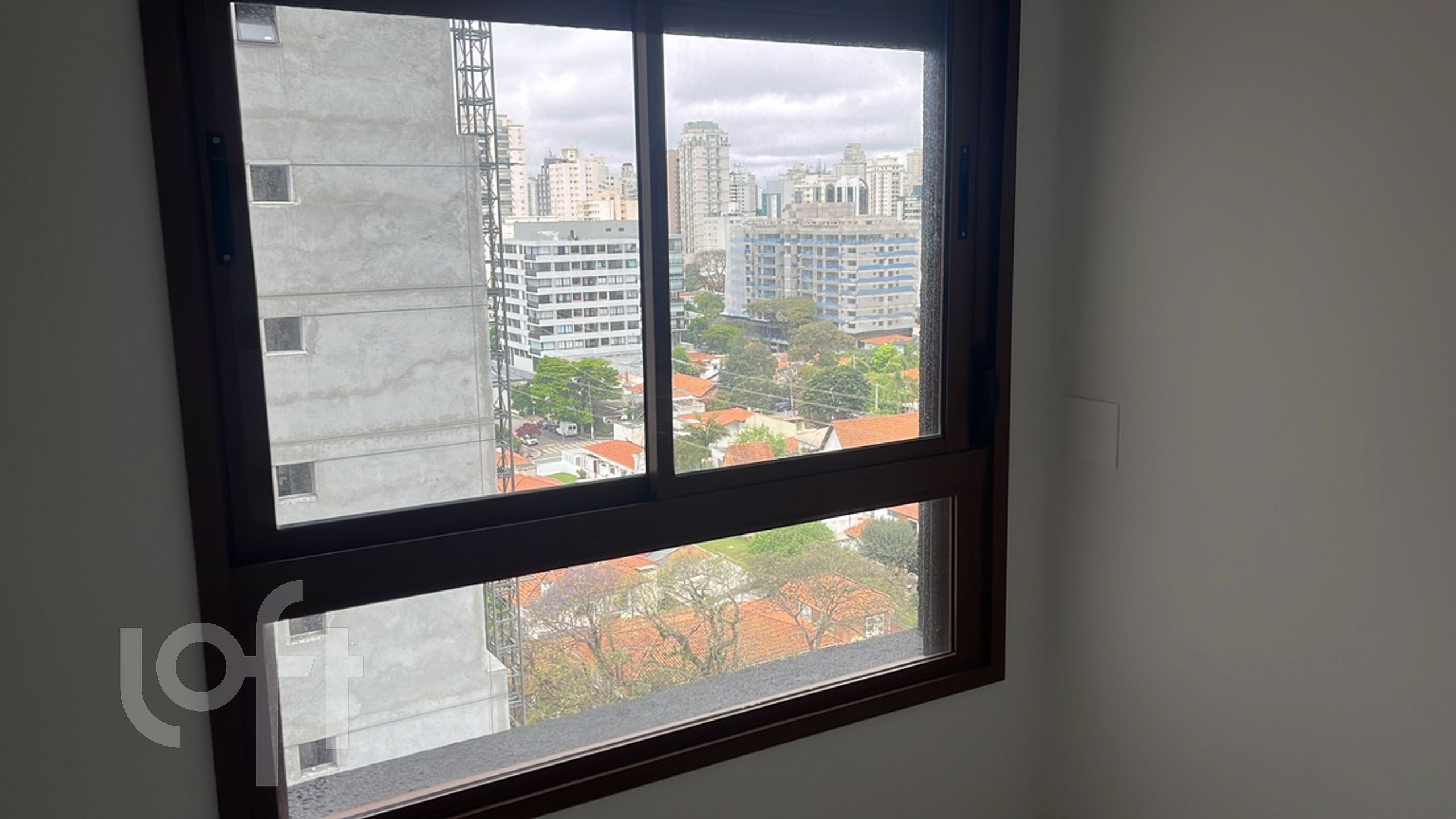 Apartamento à venda com 3 quartos, 145m² - Foto 4