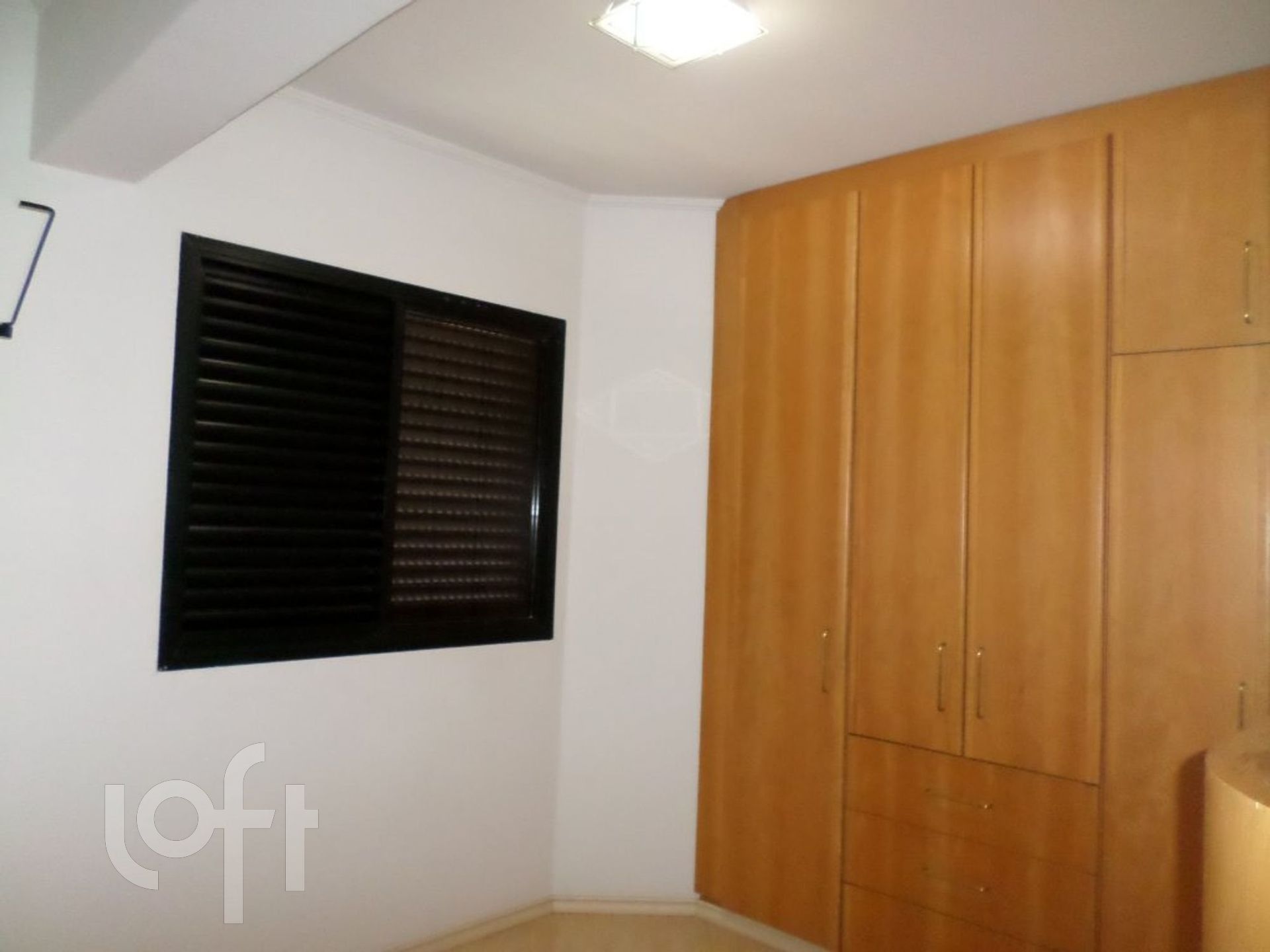 Apartamento à venda com 2 quartos, 80m² - Foto 3