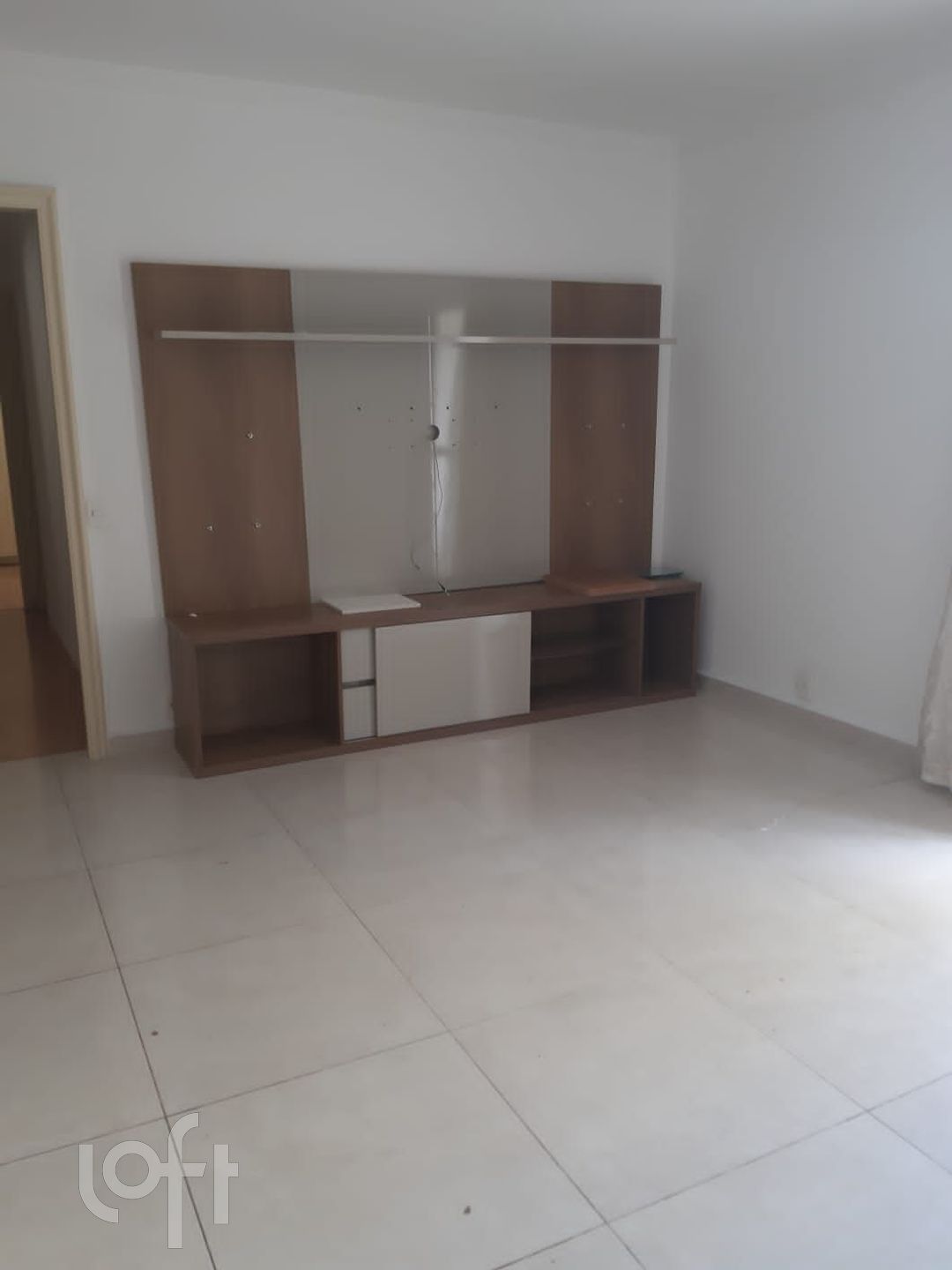 Apartamento à venda com 3 quartos, 80m² - Foto 1