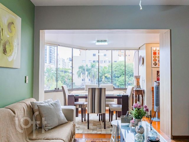 Apartamento com 92m², 3 dormitórios, 1 suíte, 1 vaga, Boa Vista em Porto Alegre