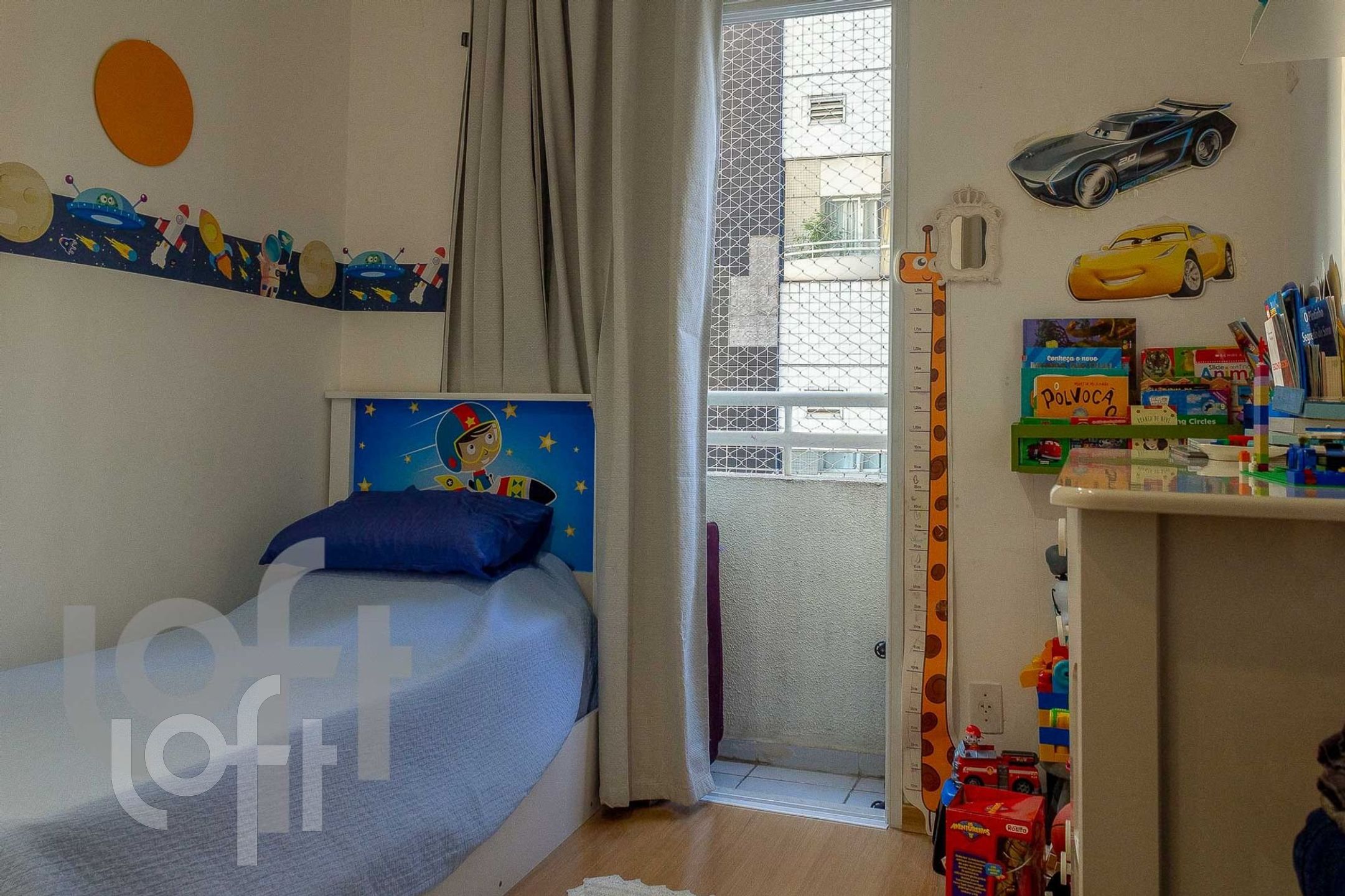 Apartamento à venda com 2 quartos, 76m² - Foto 2