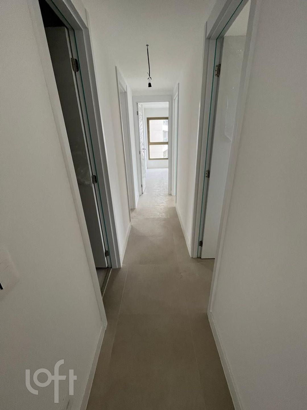 Apartamento à venda com 4 quartos, 184m² - Foto 14