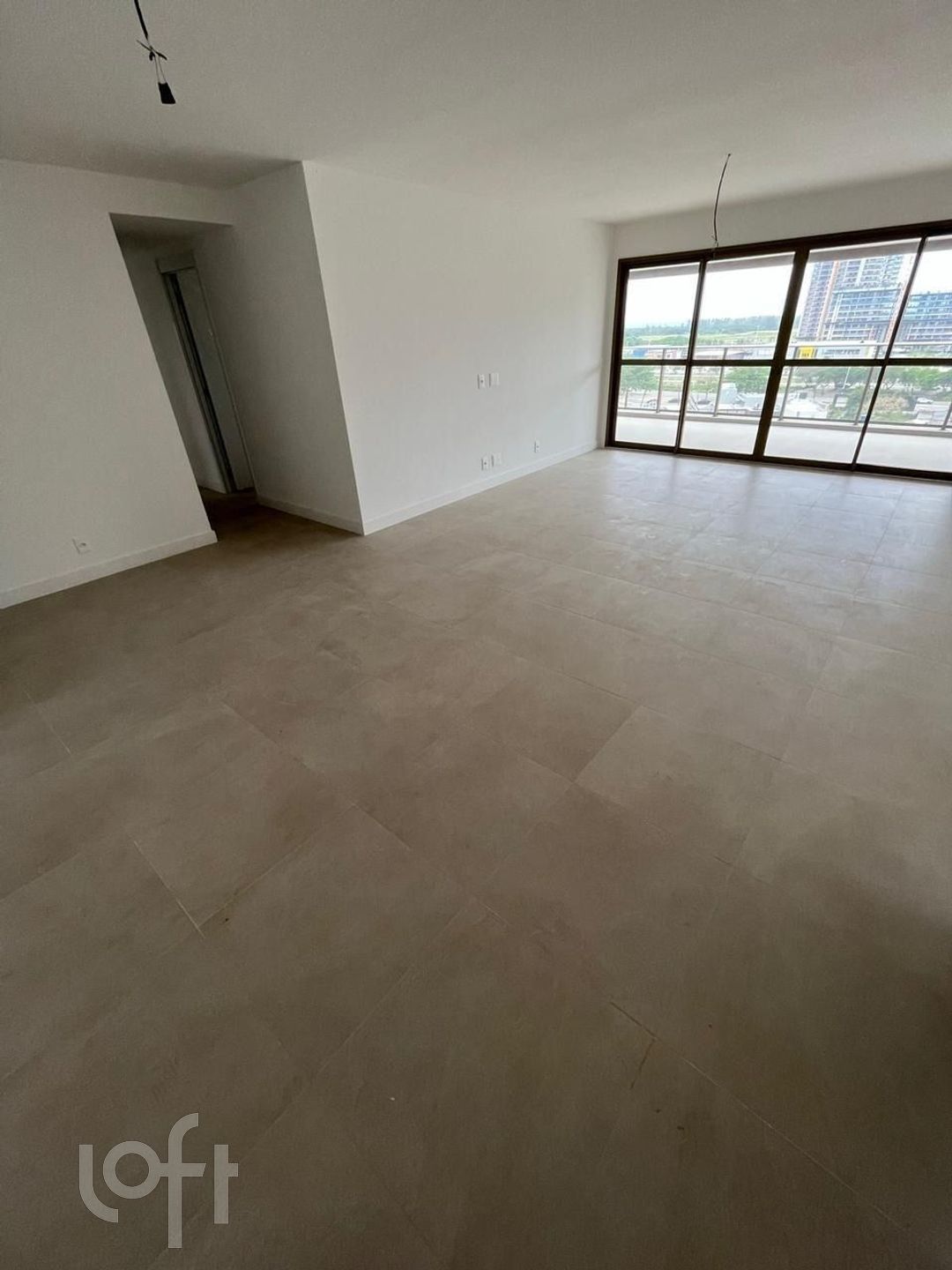 Apartamento à venda com 4 quartos, 184m² - Foto 4