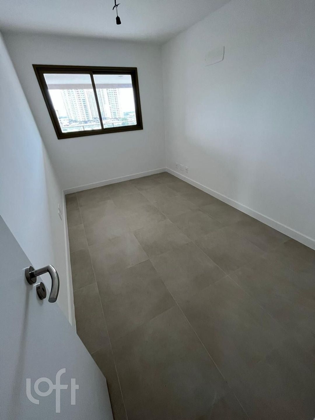 Apartamento à venda com 4 quartos, 184m² - Foto 16