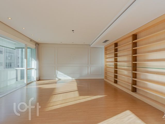 Apartamento com 283m², 4 dormitórios, 1 suíte, 2 vagas, Independência em Porto Alegre