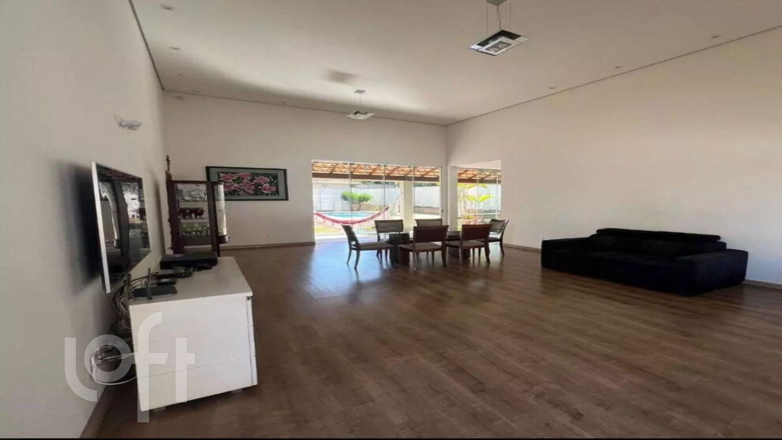 Casa Lançamentos com 4 quartos, 272m² - Foto 4