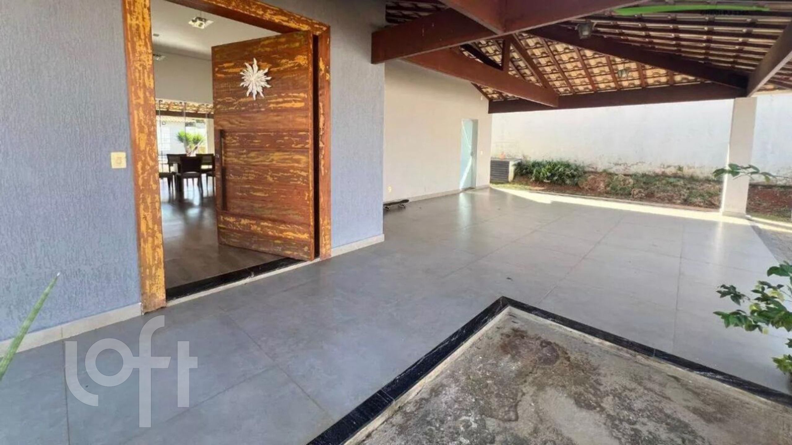 Casa Lançamentos com 4 quartos, 272m² - Foto 2