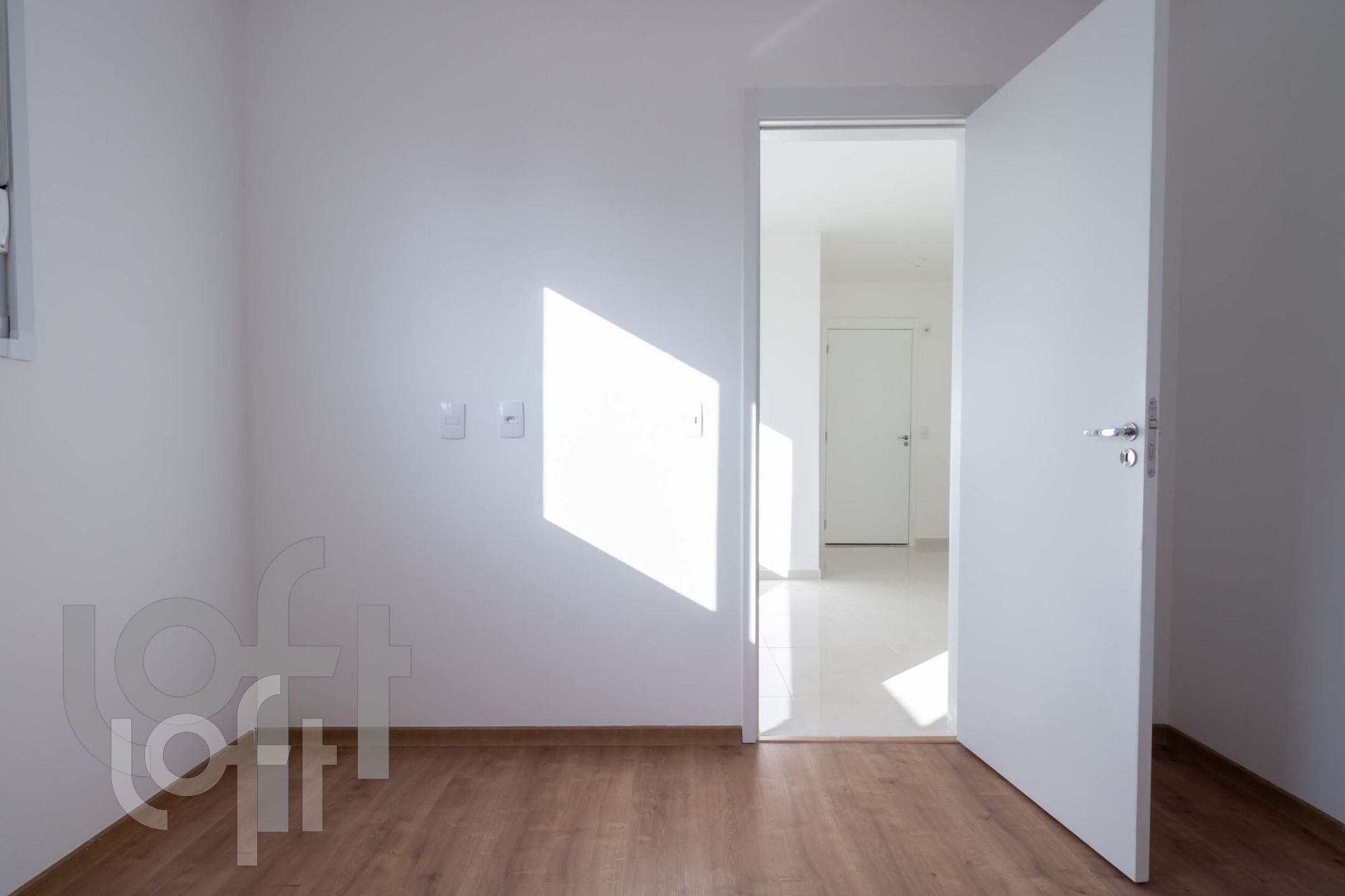 Apartamento à venda com 2 quartos, 37m² - Foto 6