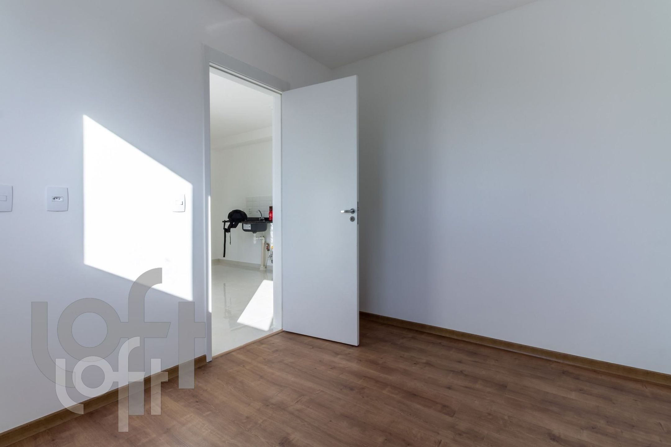 Apartamento à venda com 2 quartos, 37m² - Foto 5