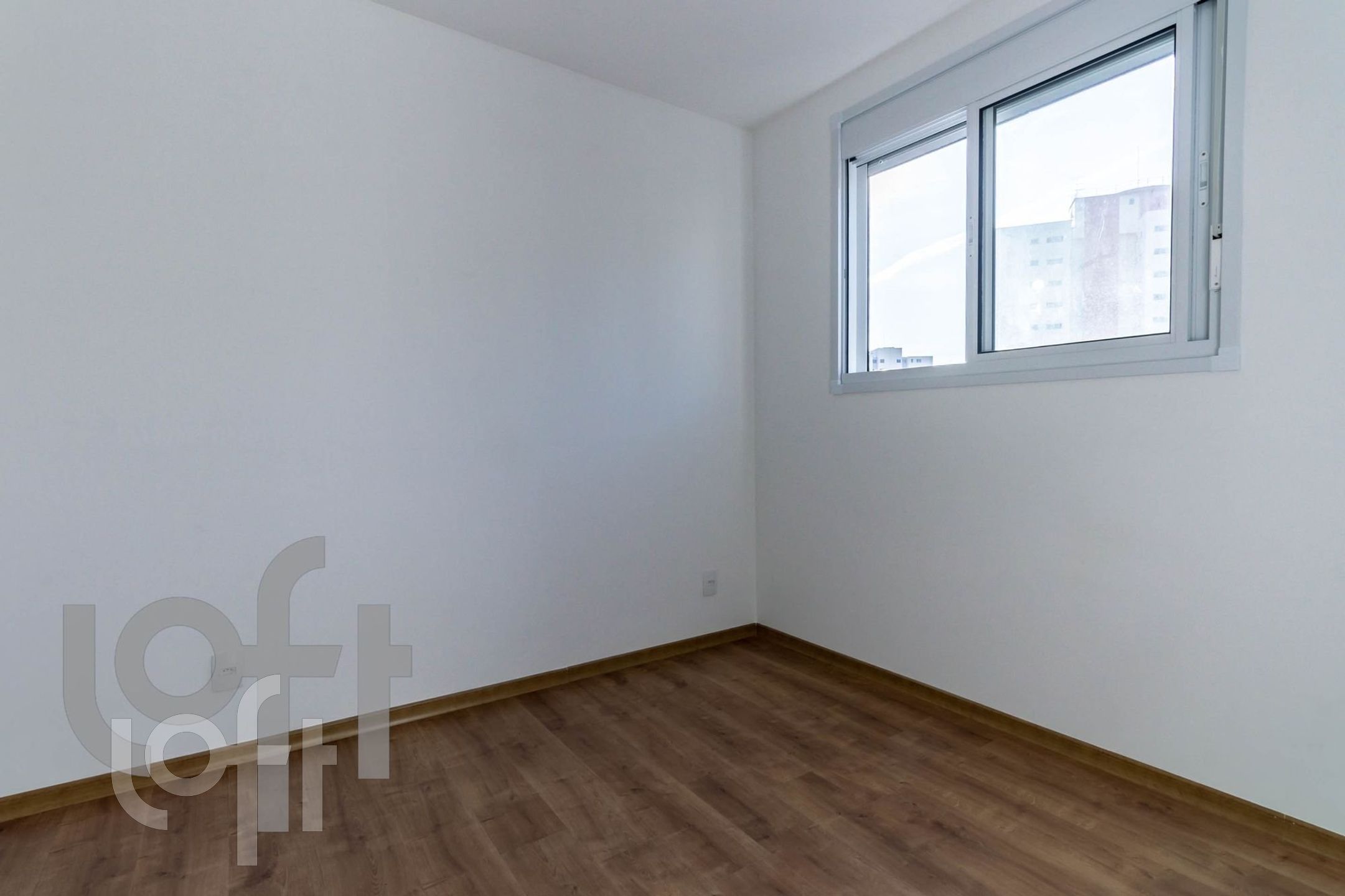 Apartamento à venda com 2 quartos, 37m² - Foto 9